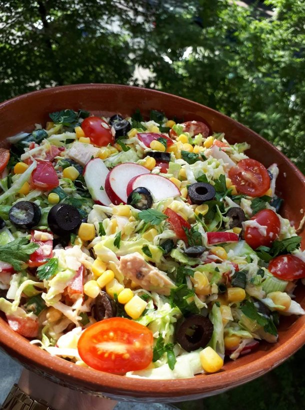 Salata Usoara Si Hranitoare Salate Cu Peste Culinar Ro