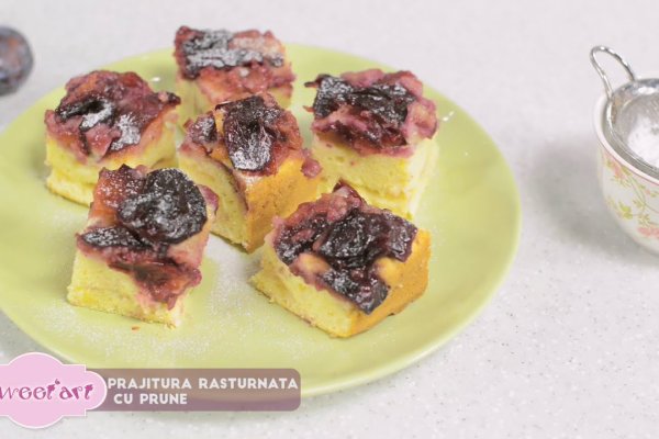 Prajitura rasturnata cu prune - Reteta video
