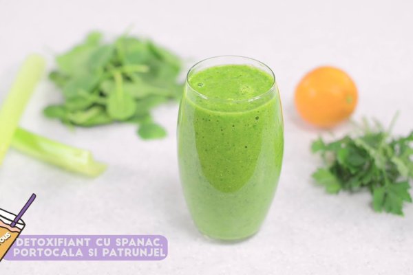 Detoxifiant cu spanac, portocala si patrunjel - Reteta video