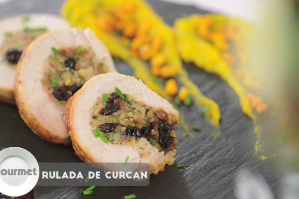 Rulada din piept de curcan cu merisoare - Reteta video