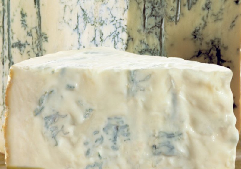 Tipuri de brânză Gorgonzola Dulce și versatilitatea ei cremoasă!