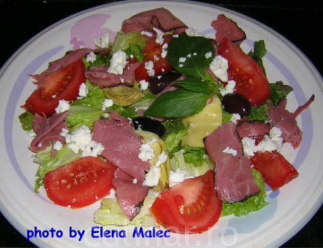 Salata mediteraneana