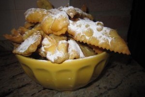 Chiacchiere (de carnaval), un fel de minciunele