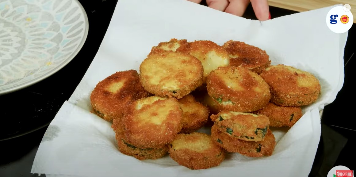 Zucchini pane cu mousse de gorgonzola