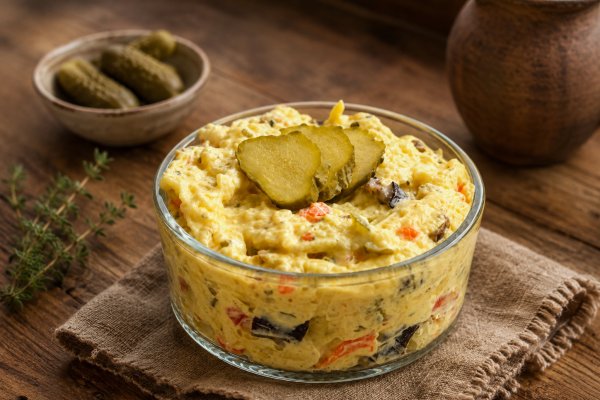 Salata din legume cu maioneza