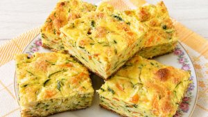 Tarta cu dovlecei zucchini