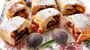 Strudel cu prune